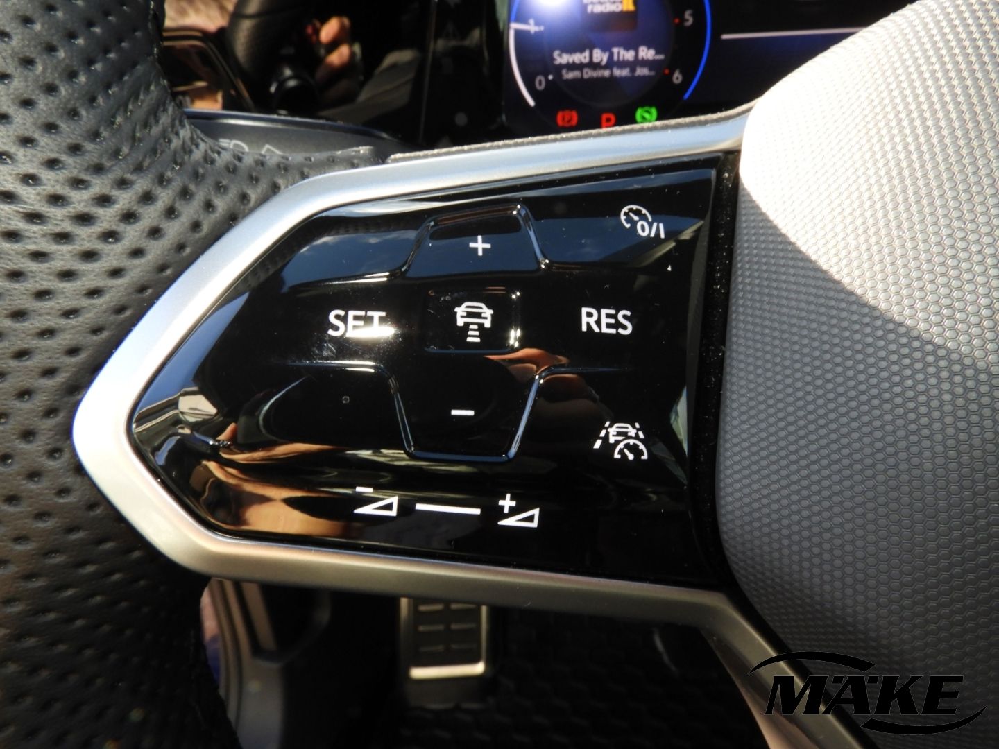 Volkswagen Golf Variant R-Line 2.0 TDI DSG - Samsaru's Car Outlet