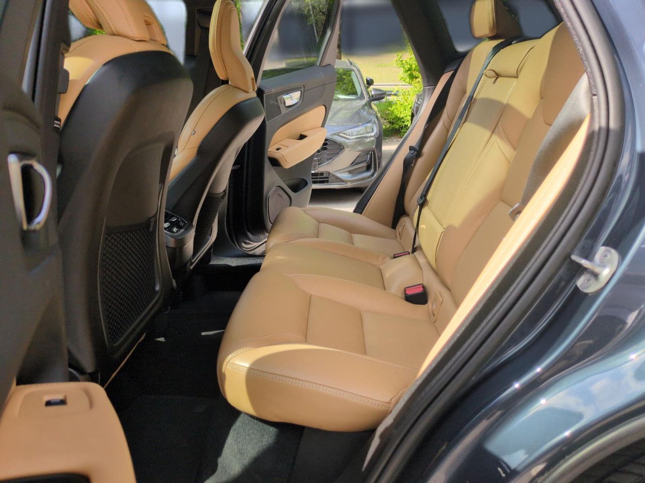 Volvo XC60 B5 (Diesel) Ultimate Dark AWD Automatik LED