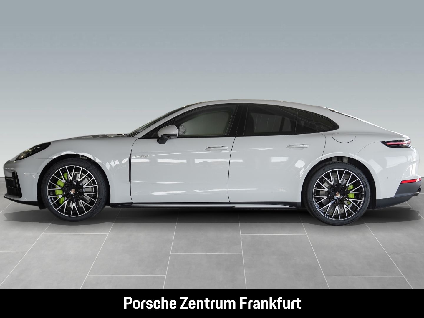 Porsche Panamera 4 E-Hybrid HA-Lenkung InnoDrive Head-Up