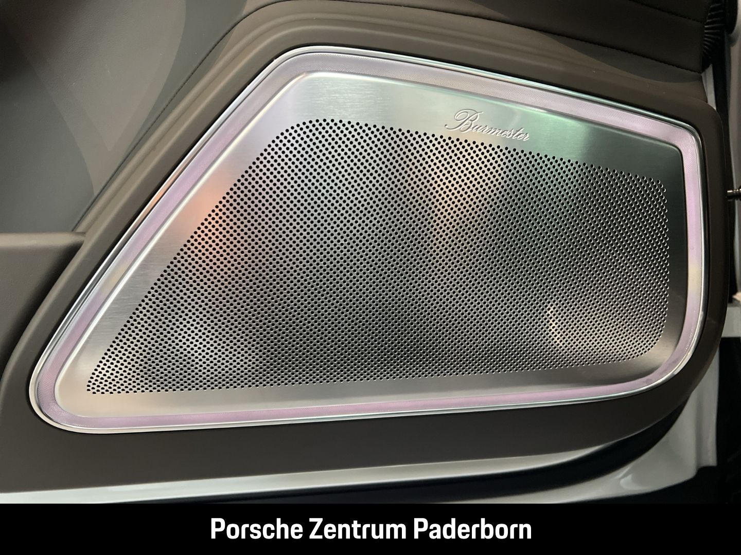 Porsche Panamera 4 E-Hybrid Sport Turismo Platinum Editi