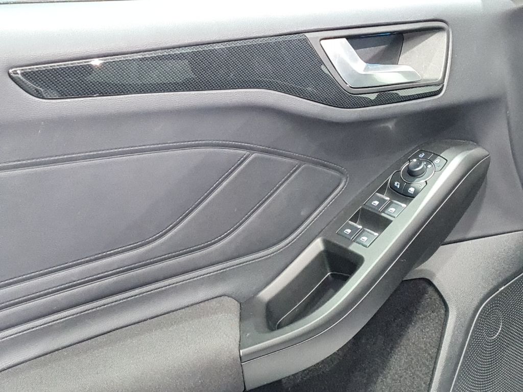 Ford Focus 1.5 EcoBlue ST-Line X*B&O*HEAD-UP*--48%*