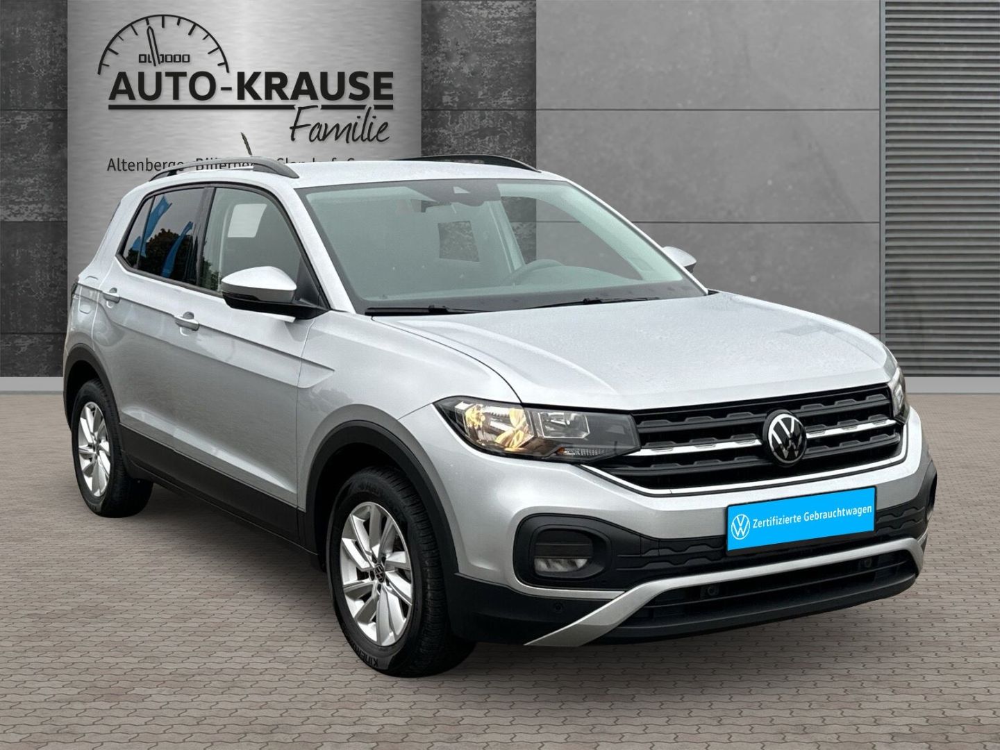Volkswagen T-Cross 1.0 TSI - Samsaru's Car Outlet