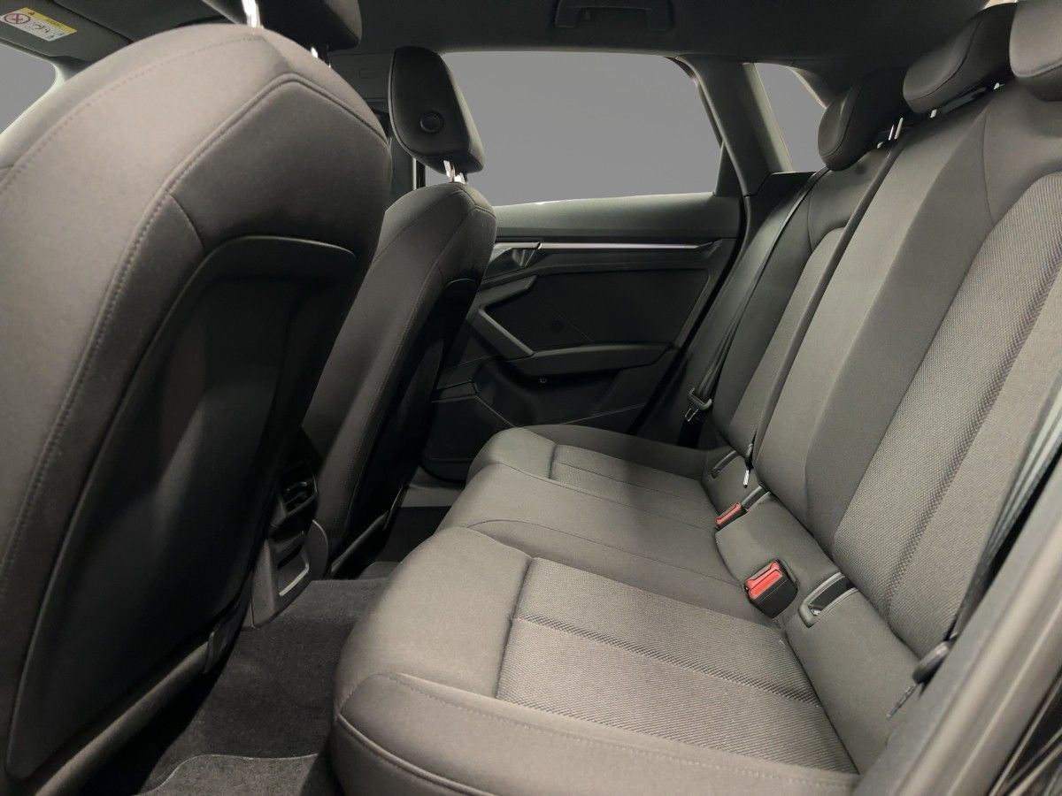 Audi A3 Sportback TFSI e S line 40 e S tr. PDC LED