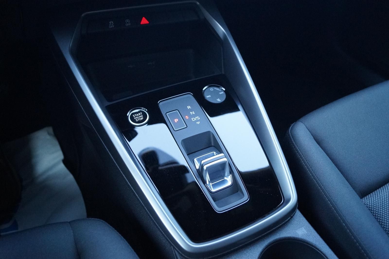 Audi A3 35 TFSI S-Line *Navi, LED, ACC, AppConnect*