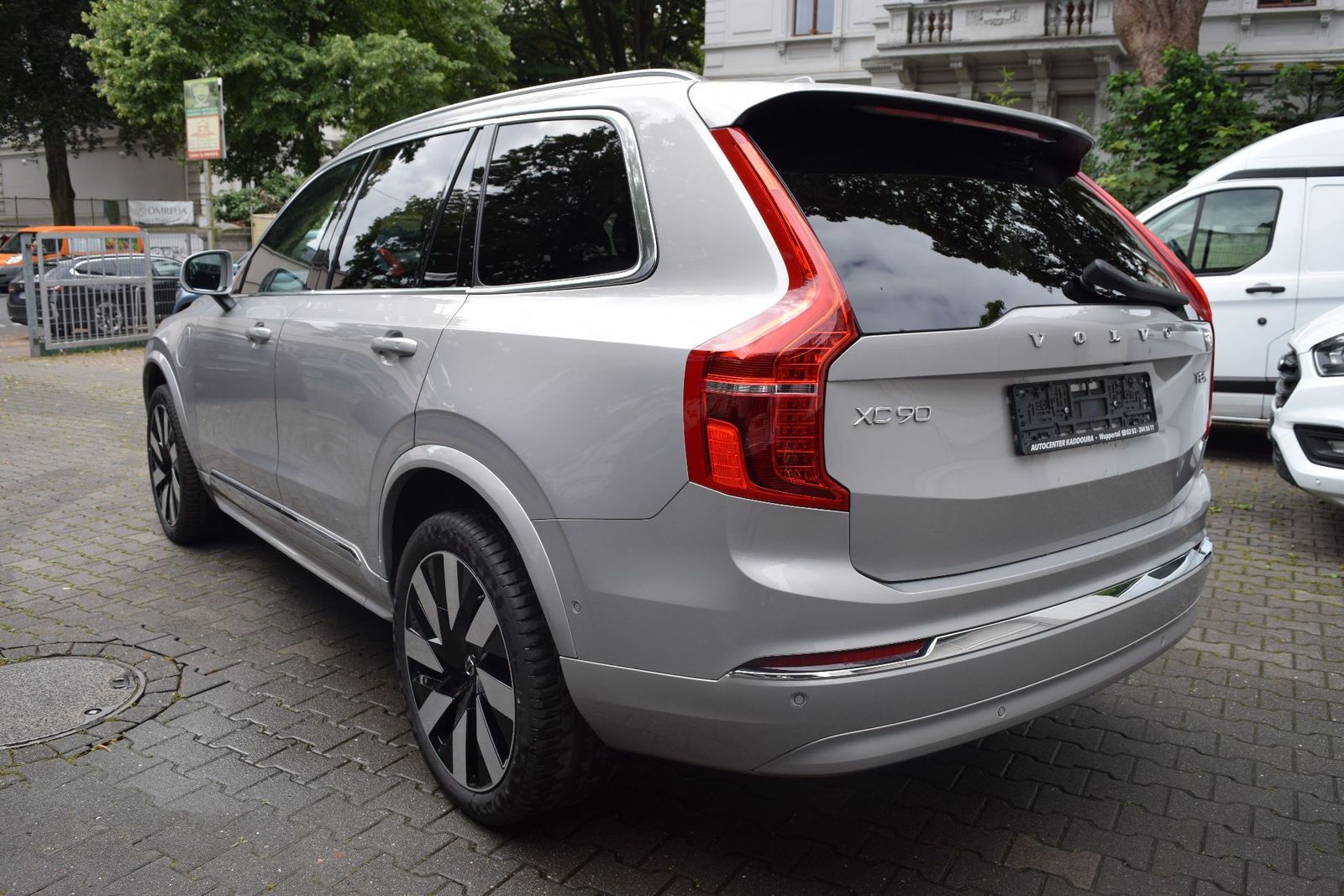 Volvo XC90 T8 AWD Plus - Samsaru's Car Outlet