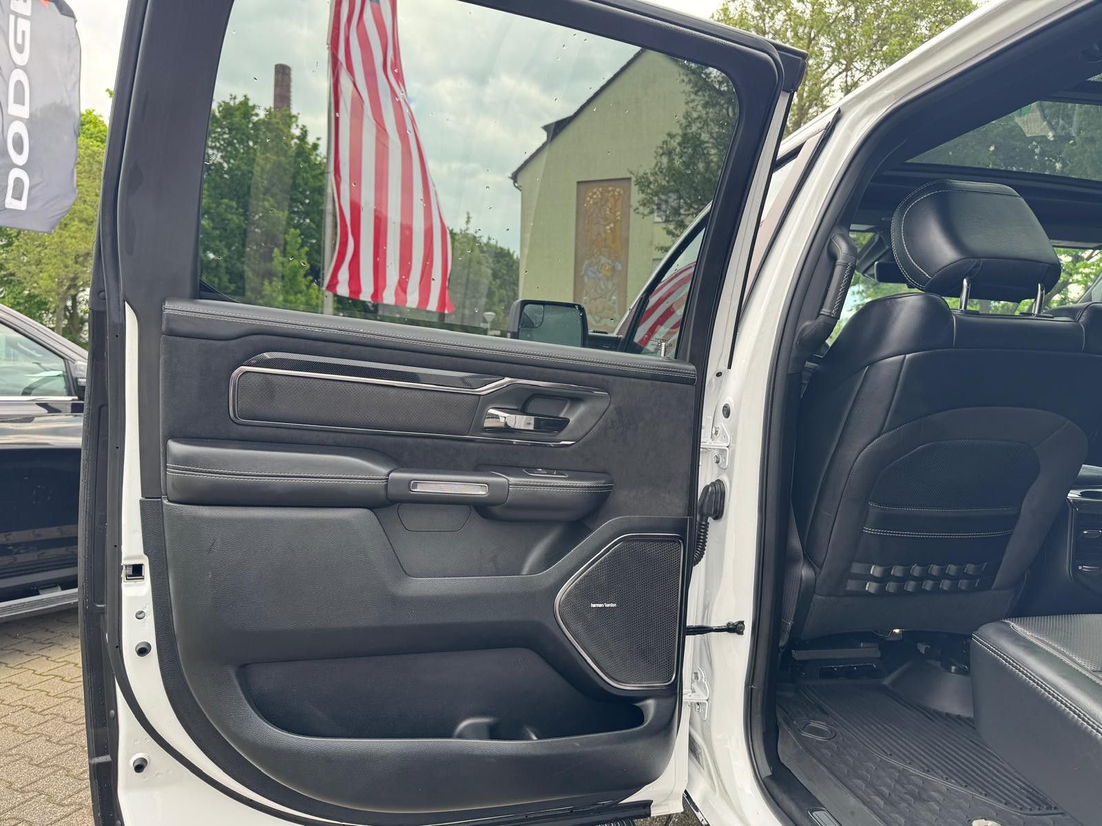 Dodge RAM 1500 6.2l V8 TRX + LPG + NAP Klappenauspuff