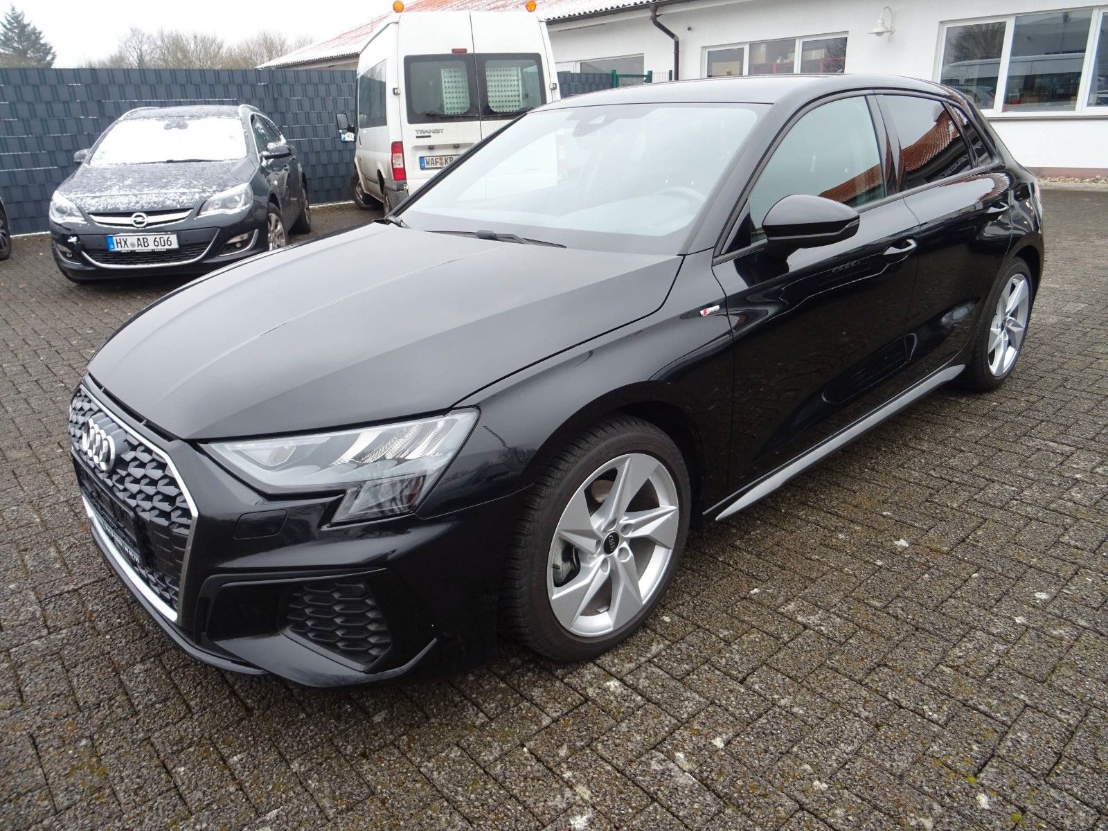 Audi A3 Sportback 30 TFSI S line Navi LED SHZ Virtual