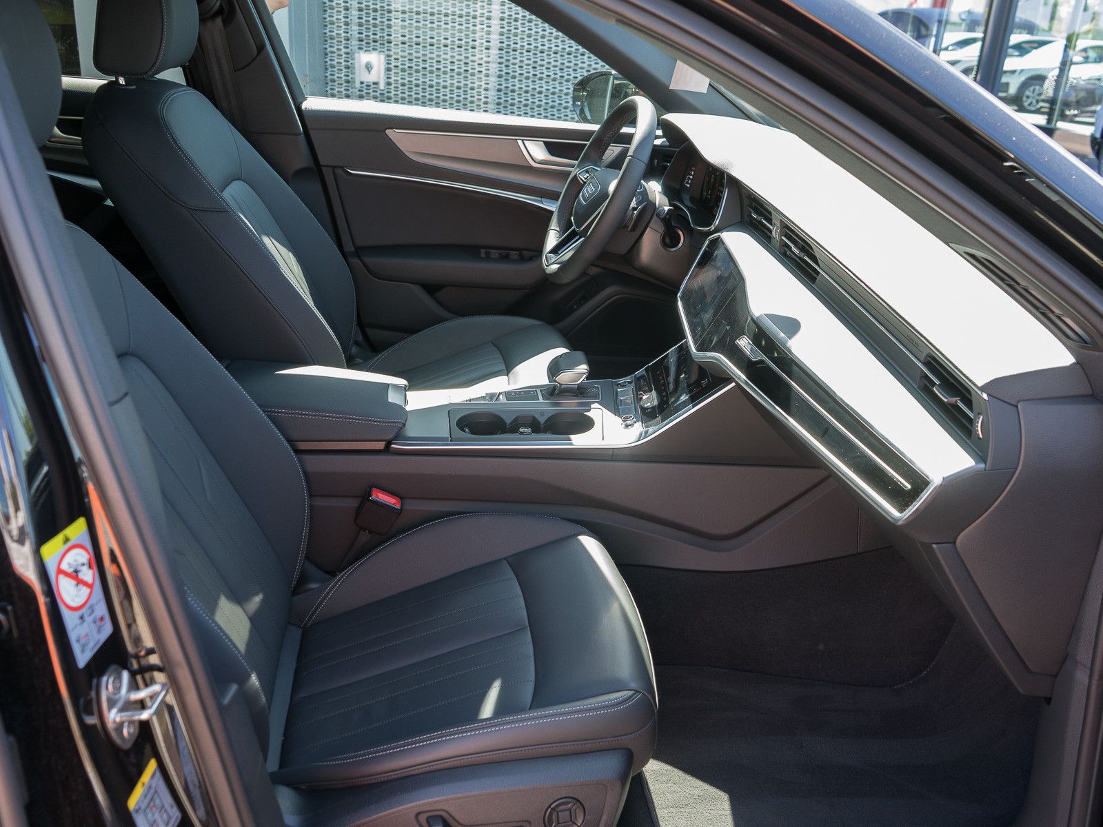 Audi A6 Avant 40TDI advanced Black - Samsaru's Car Outlet