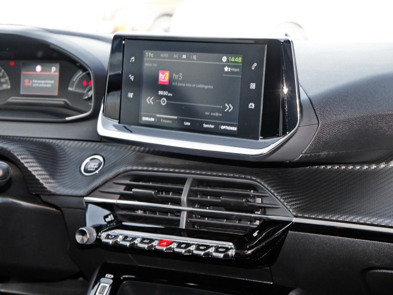 Peugeot 208-e Active Pack 136 - Samsaru's Car Outlet