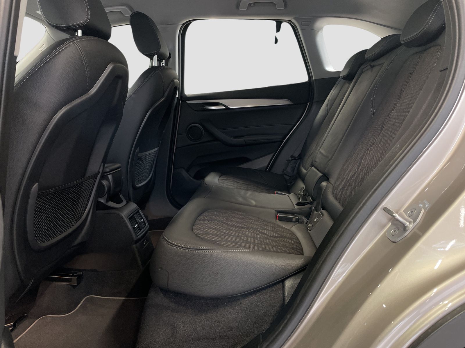 BMW X1 xDrive25e - Samsaru's Car Outlet