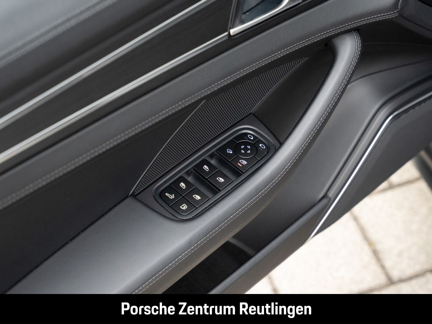 Porsche Panamera 4 E-Hybrid Platinum Edition HA-Lenkung