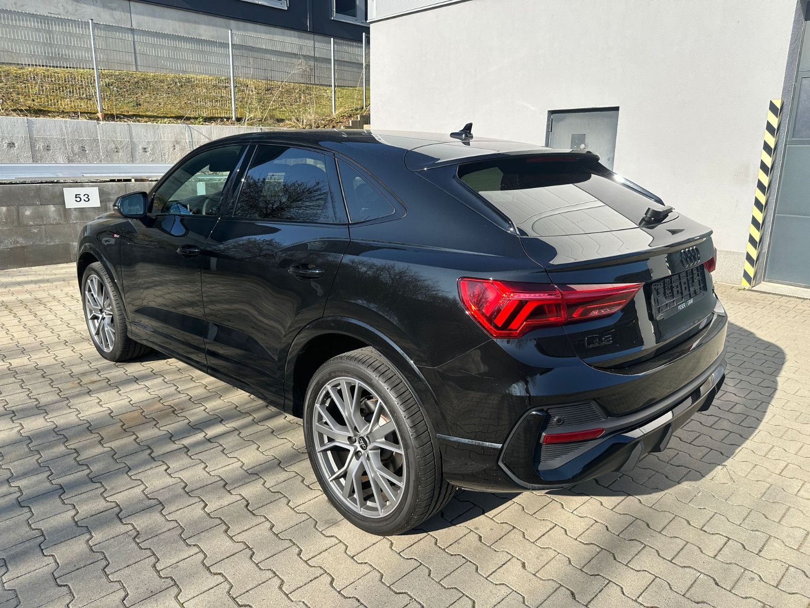 Audi Q3 35 TDI Sportback S line - Samsaru's Car Outlet