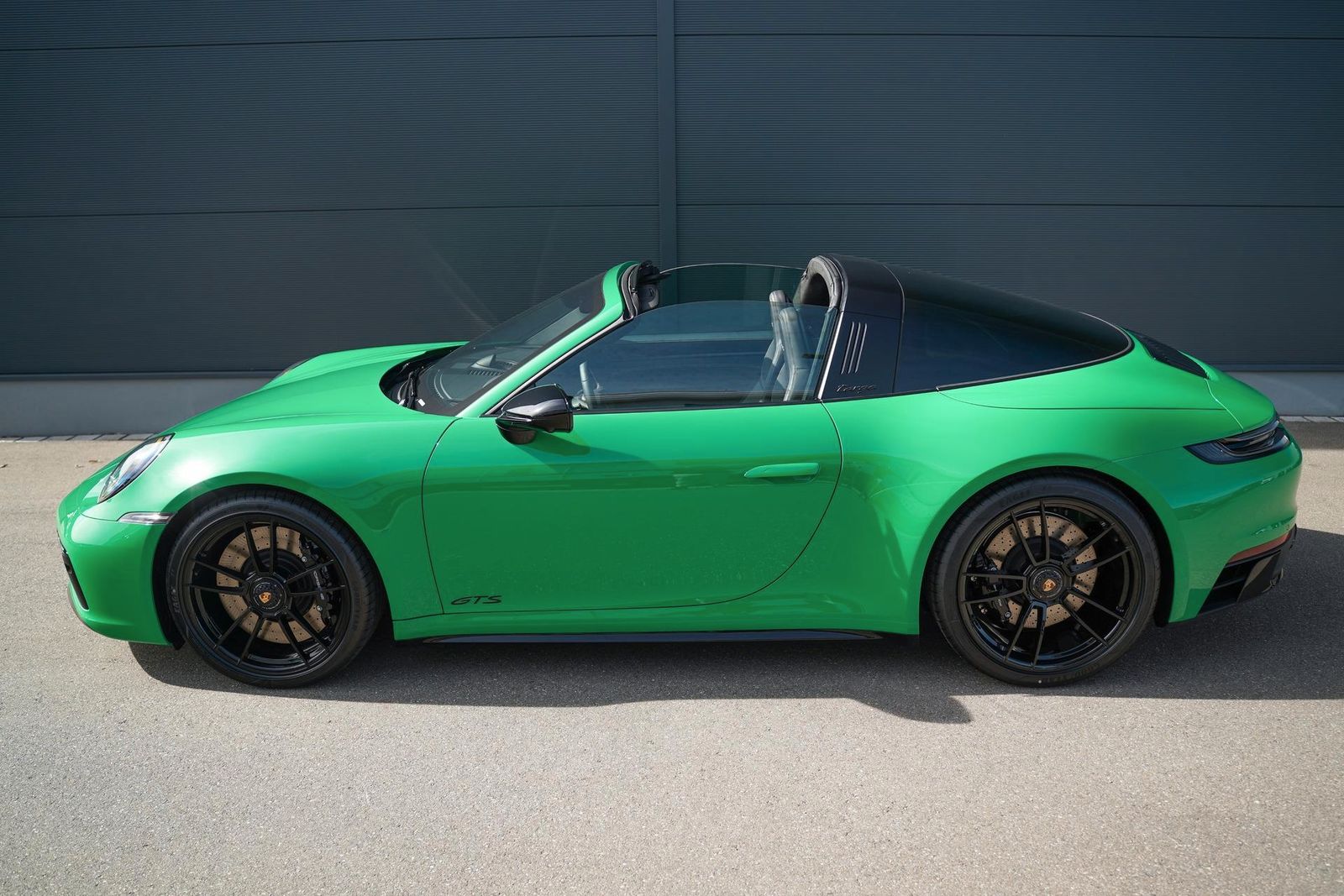 Porsche 992 4 GTS Targa Inno HAL Lift Bose Matrix 360...
