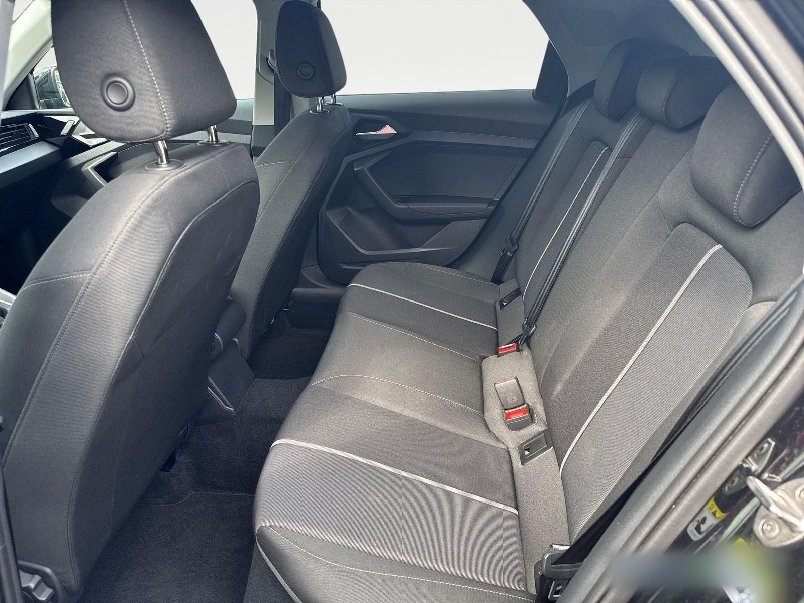 Audi A1 allstreet 30 TFSI S tronic - Samsaru's Car Outlet