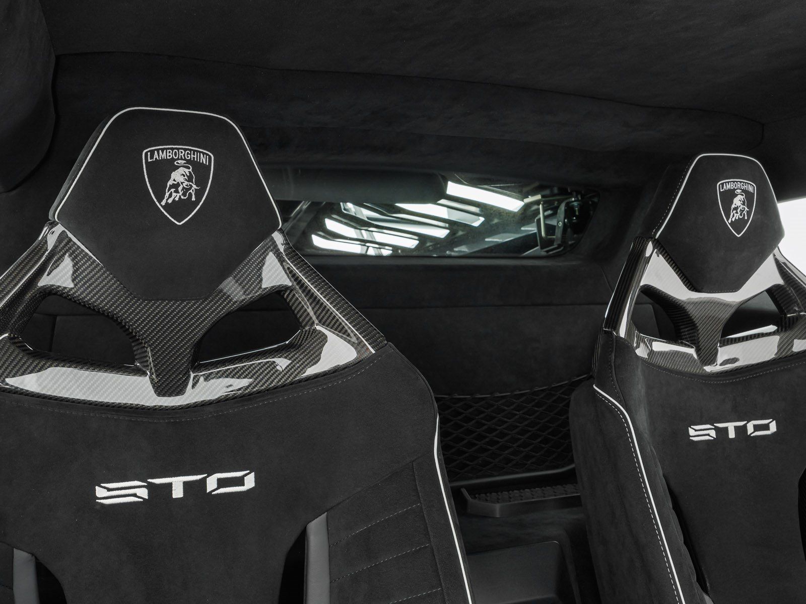 Lamborghini Huracán STO - Samsaru's Car Outlet