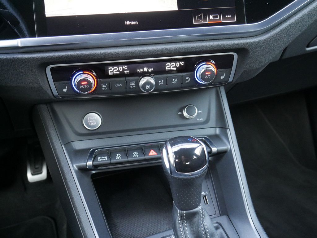 Audi Q3 40 TDI quattro advanced S-LINE - Samsaru's Car Outlet