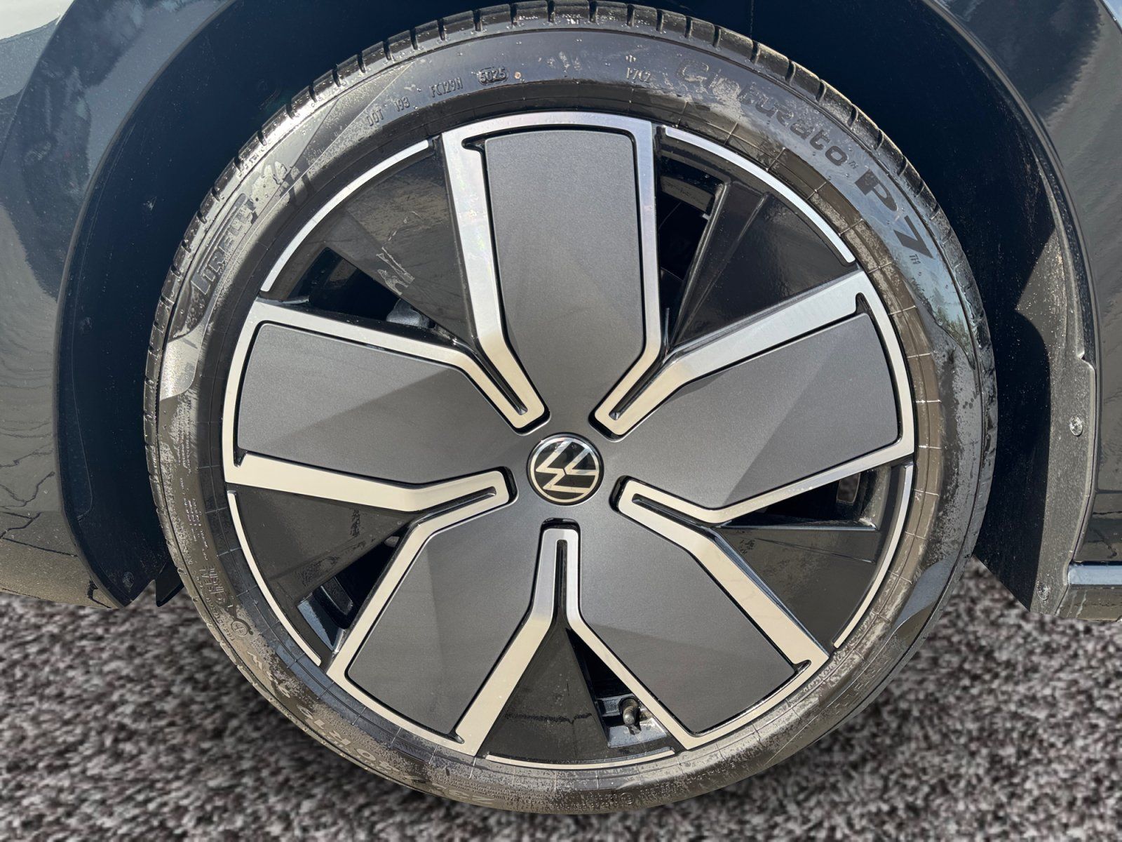 Volkswagen Passat Variant R-Line 4Mo TDI DSG|AHK|PANO|360°