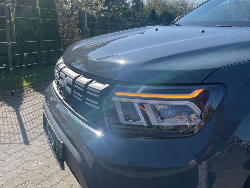 Dacia Duster TCE 150 EDC 2WD Extreme - Samsaru's Car Outlet