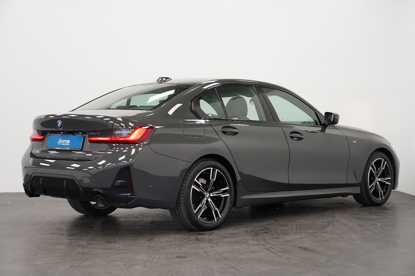 BMW 320d xDrive M Sport - Samsaru's Car Outlet