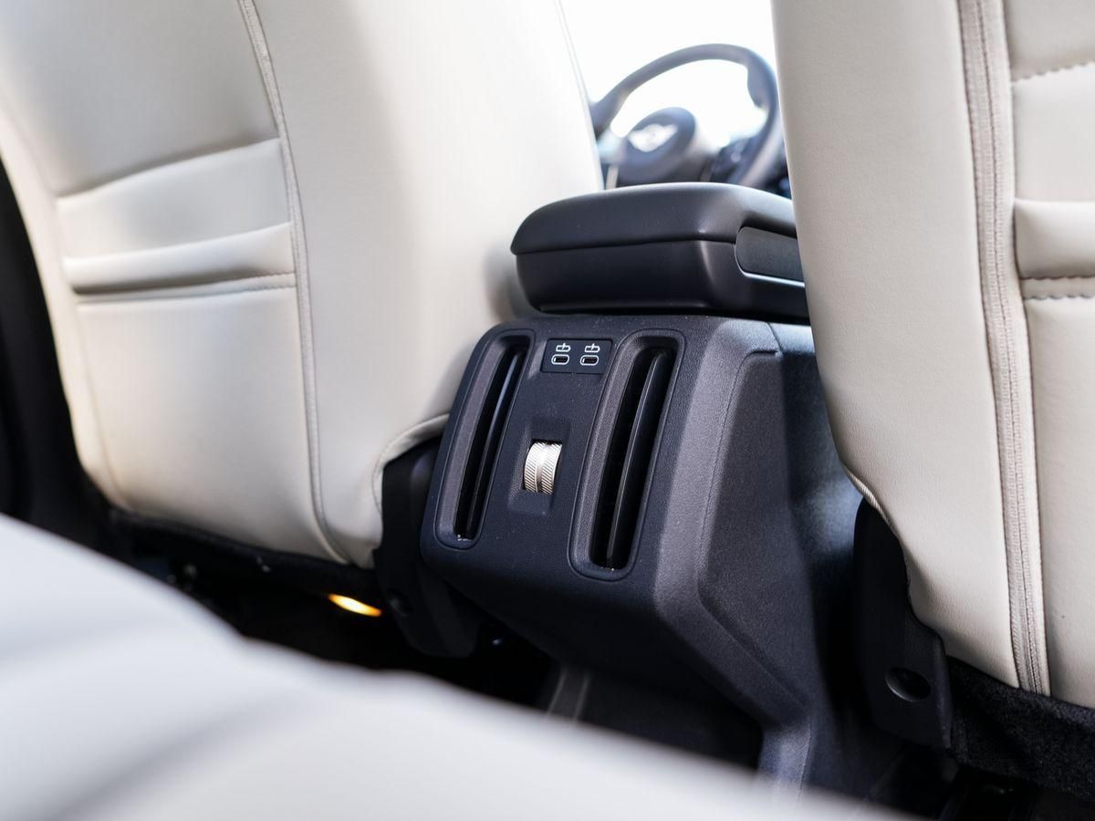MINI Countryman C Favoured-T Paket XL - Samsaru's Car Outlet