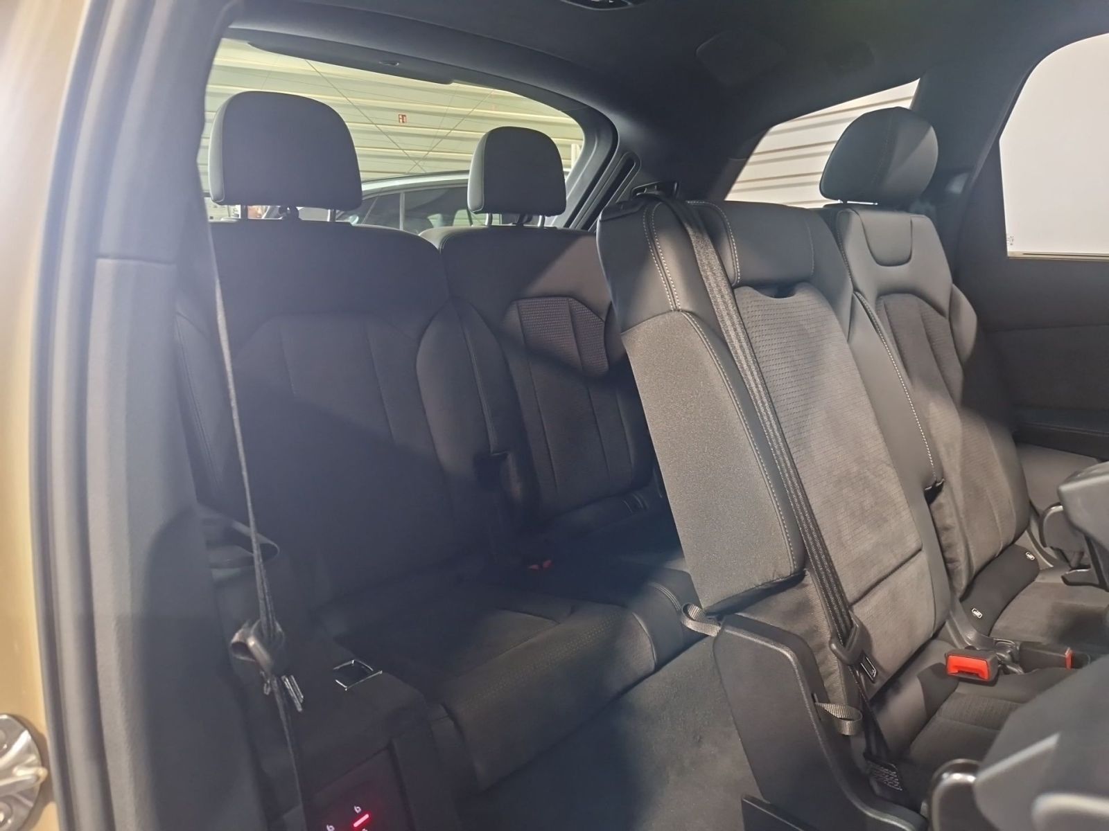Audi Q7 50 TDI QUATTRO S LINE 7-SITZE +HD-MATRIX+AHK+