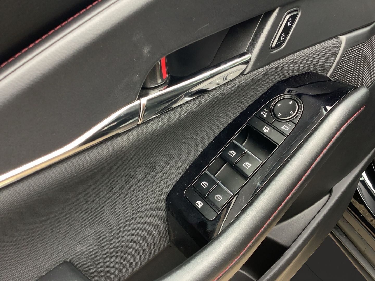 Mazda CX-30 e-SKYACTIV X SOMO HOMURA+GJ-RÄDER !!