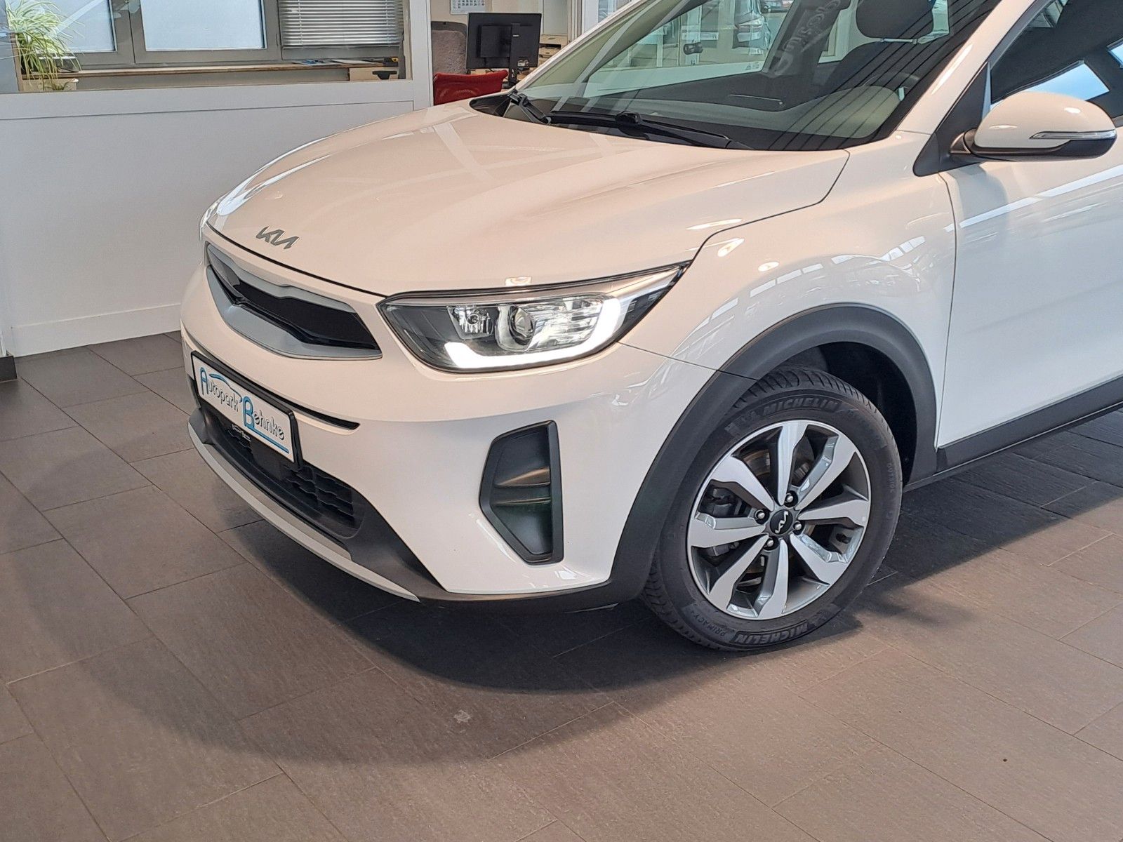 Kia Stonic T-GDi Aut. - Samsaru's Car Outlet