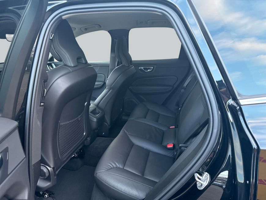 Volvo XC60 B5 B AWD Core