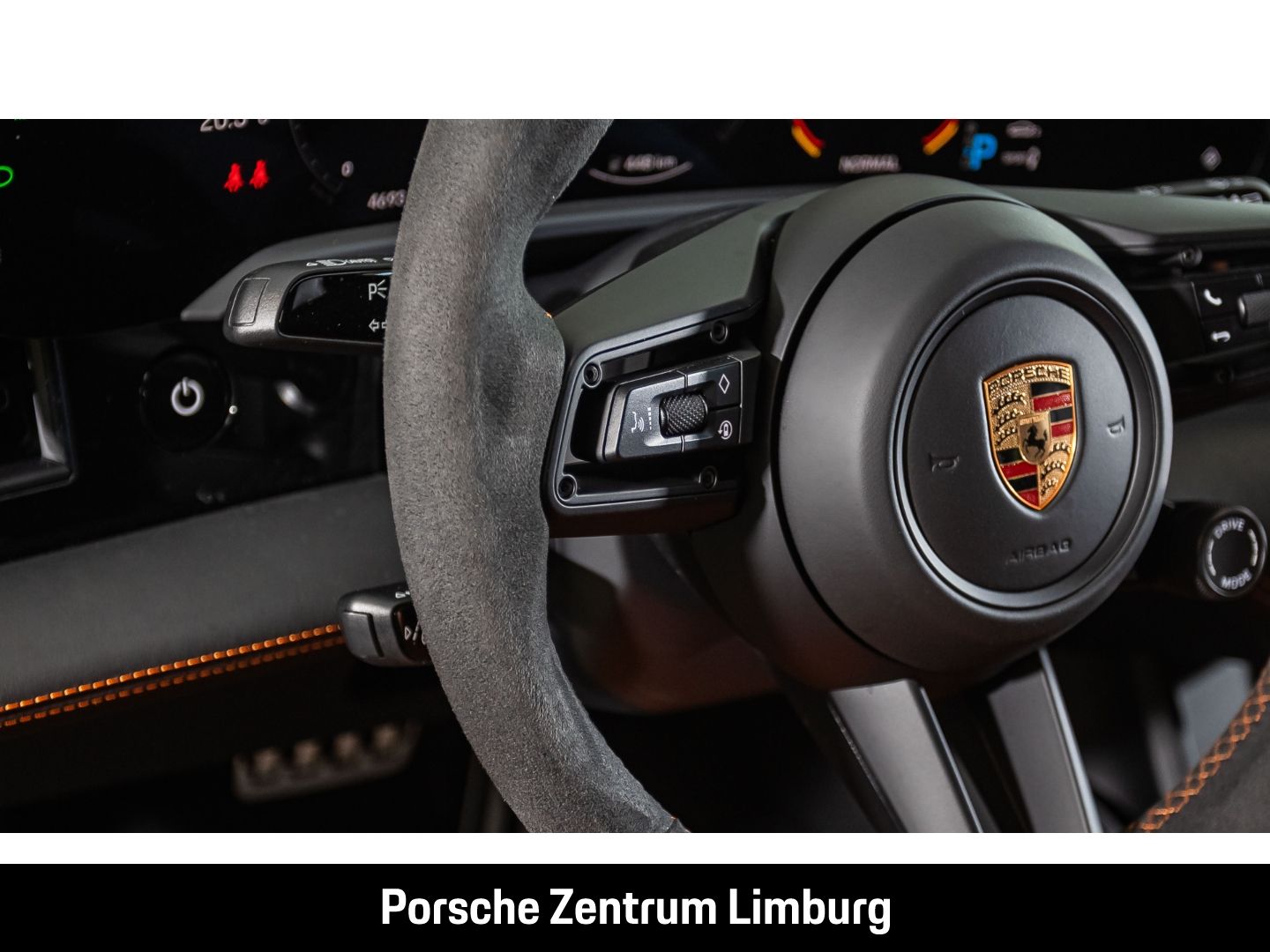 Porsche Taycan Turbo Cross Turismo Burmester HA-Lenkung