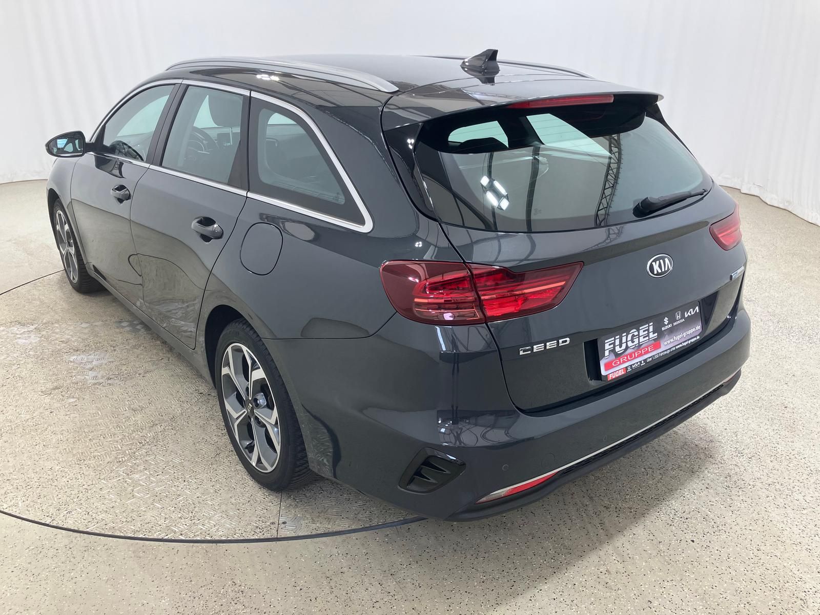 Kia Ceed Sportswagon 1.6CRDi MHEV Spirit - Samsaru's Car Outlet
