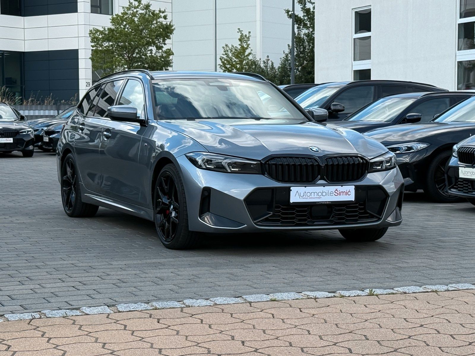 BMW 320d xD M Sport Pro HuD 360° h/k AHK 19"Alu