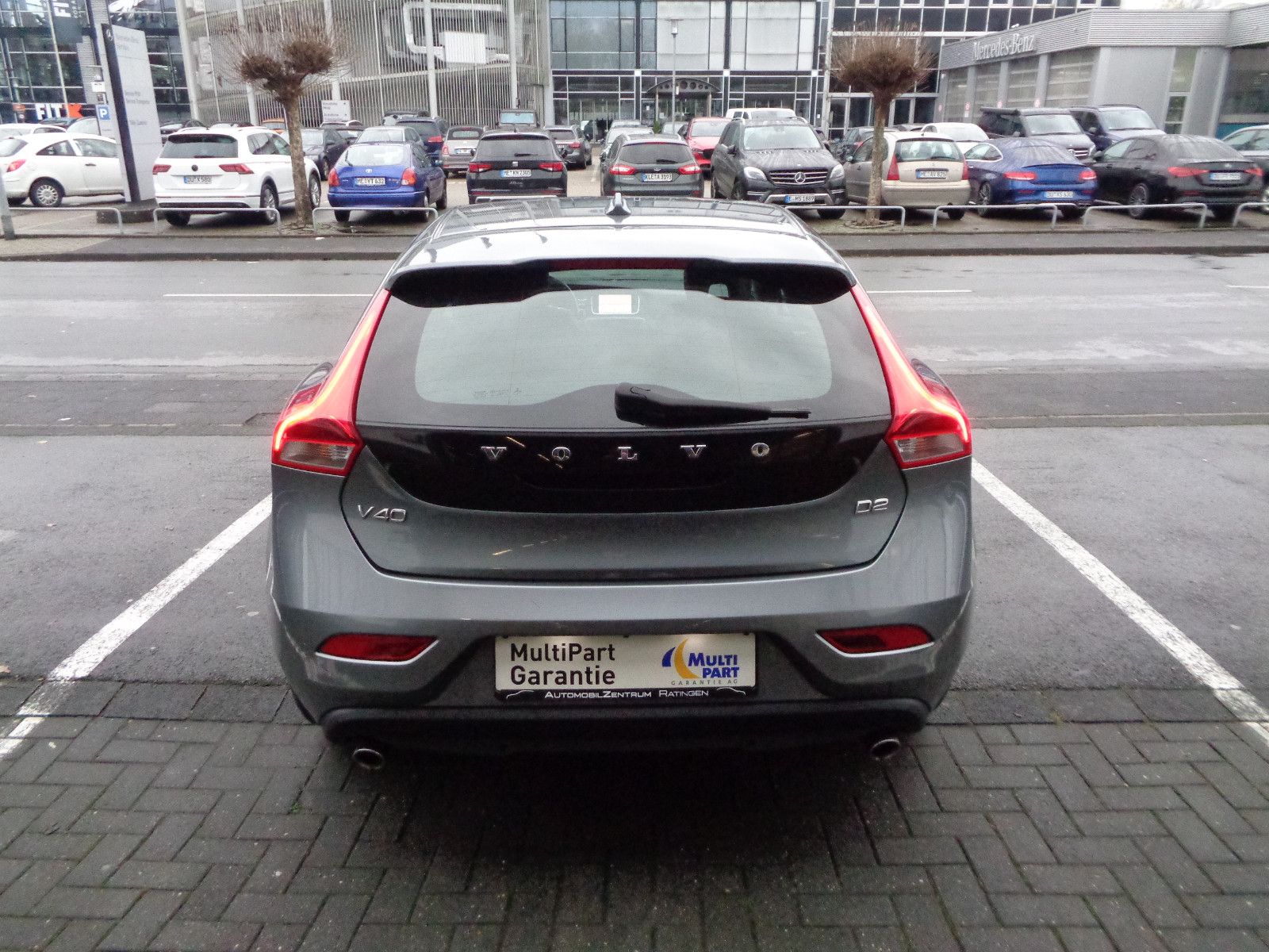 Volvo V40 Black Edition 2.0 D2 Momentum 2.HD*LED*NAVI