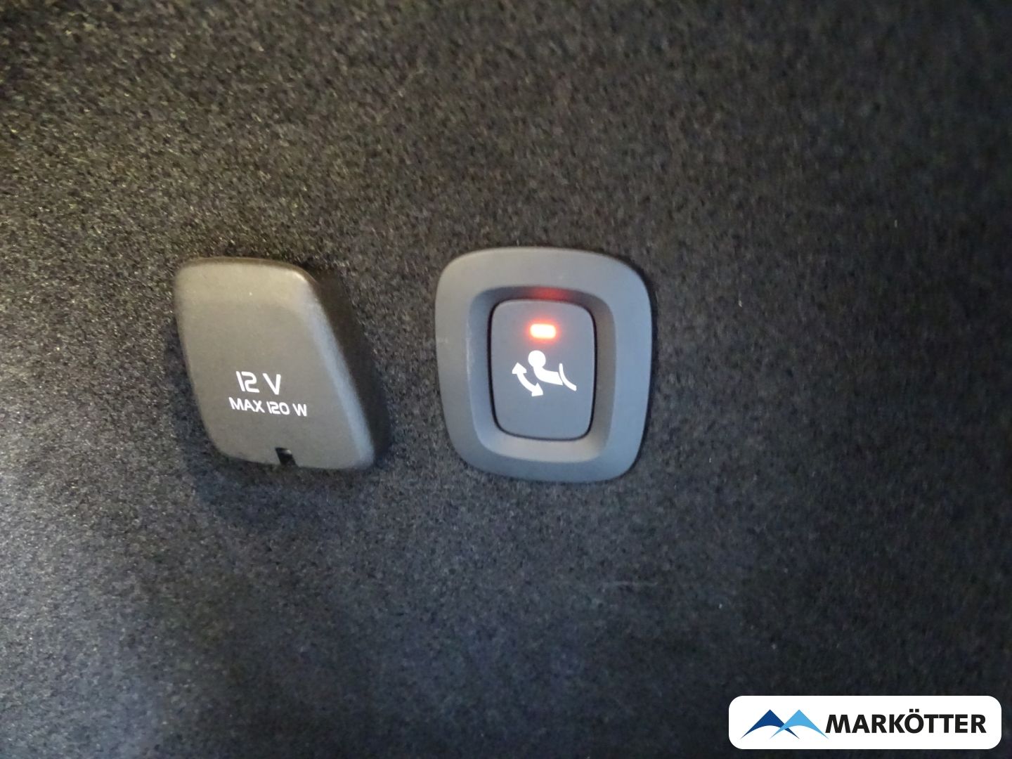 Volvo V60 T8 Plus Bright Recharge AWD/AHK/360°CAM/