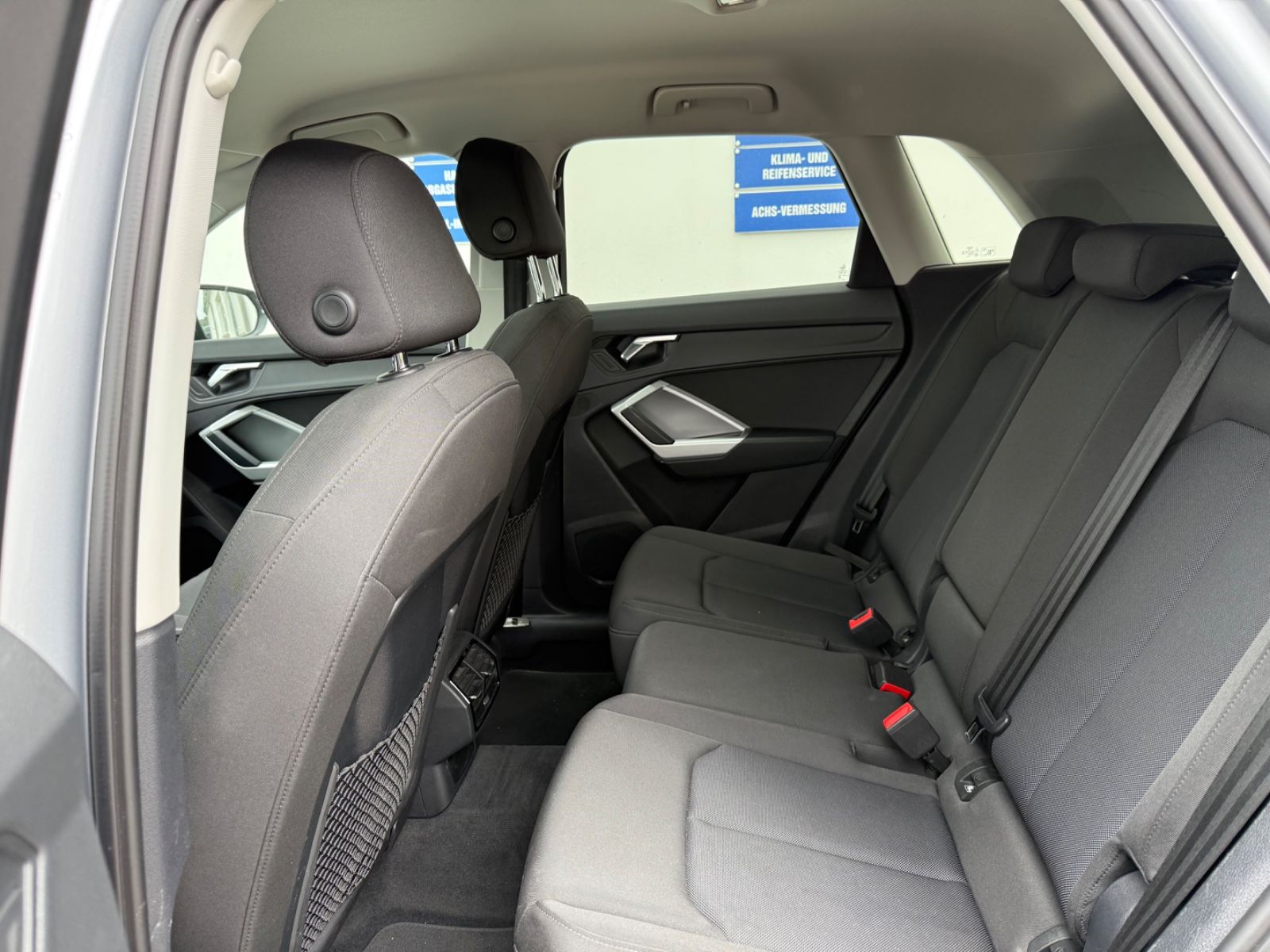 Audi Q3 35 TDI quattro - Samsaru's Car Outlet