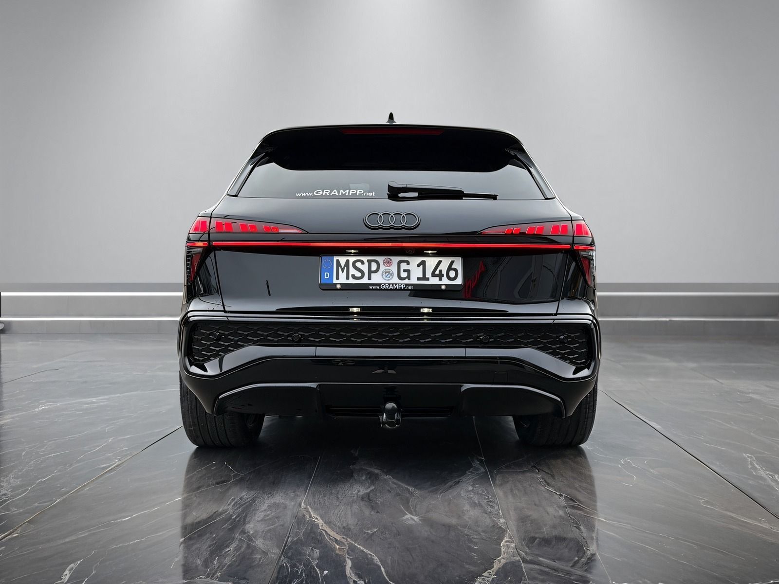 Audi Q3 TFSI KAMERA+TECH PLUS+AHK+ACC+BT+S-LINE+