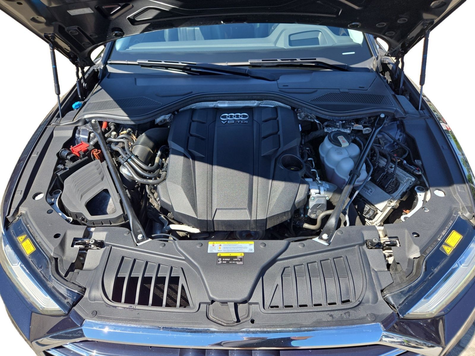 Audi A8 Lang 50 TDI - Samsaru's Car Outlet