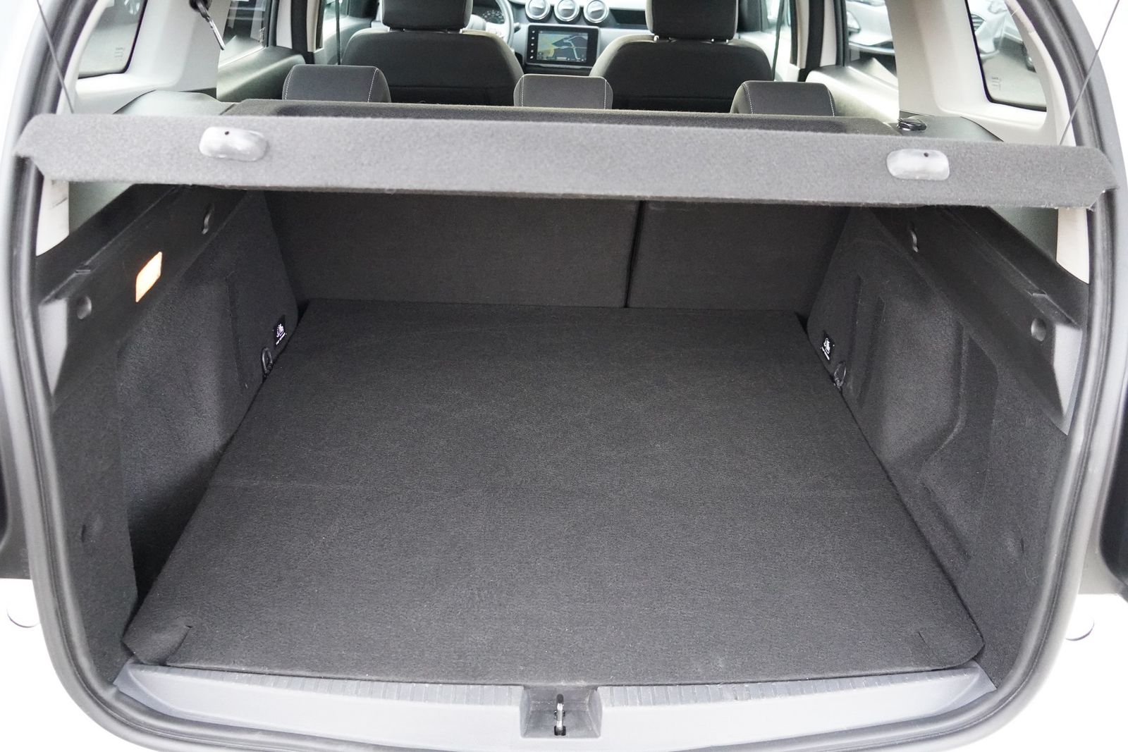 Dacia Duster II 1.3 TCe 150 Prestige 4WD - Samsaru's Car Outlet