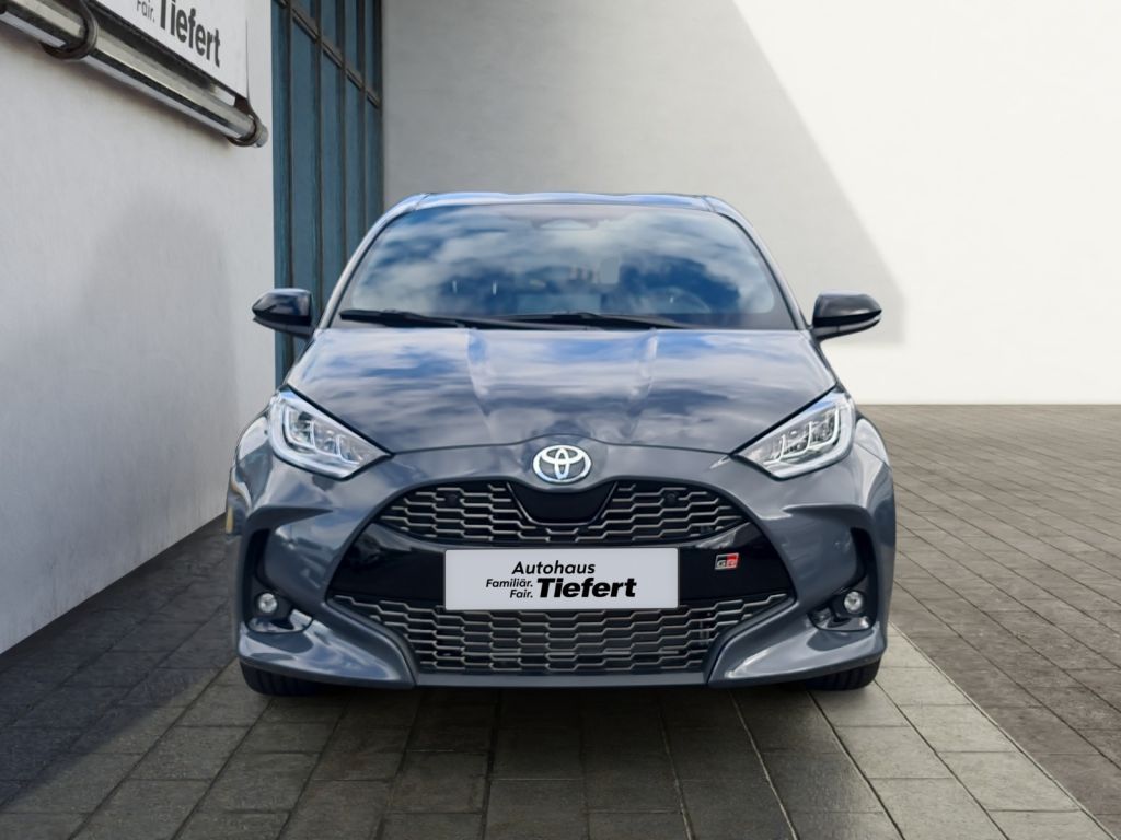 Toyota Yaris Hybrid 130 1.5 GR SPORT