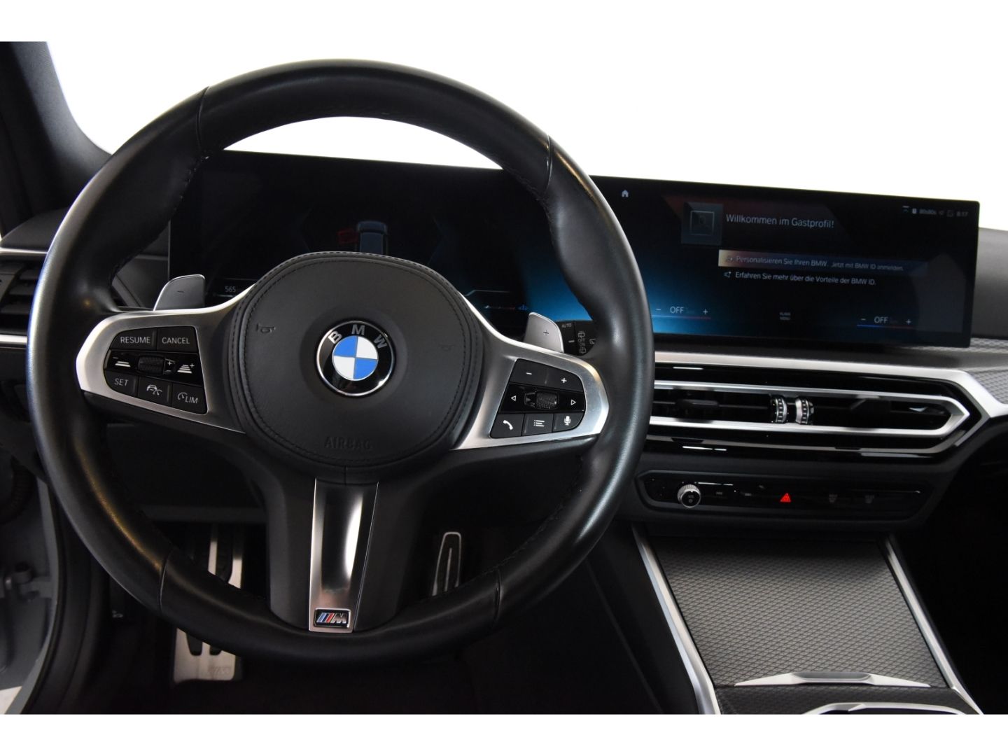 BMW 320 d xDrive Touring M Sport - Samsaru's Car Outlet