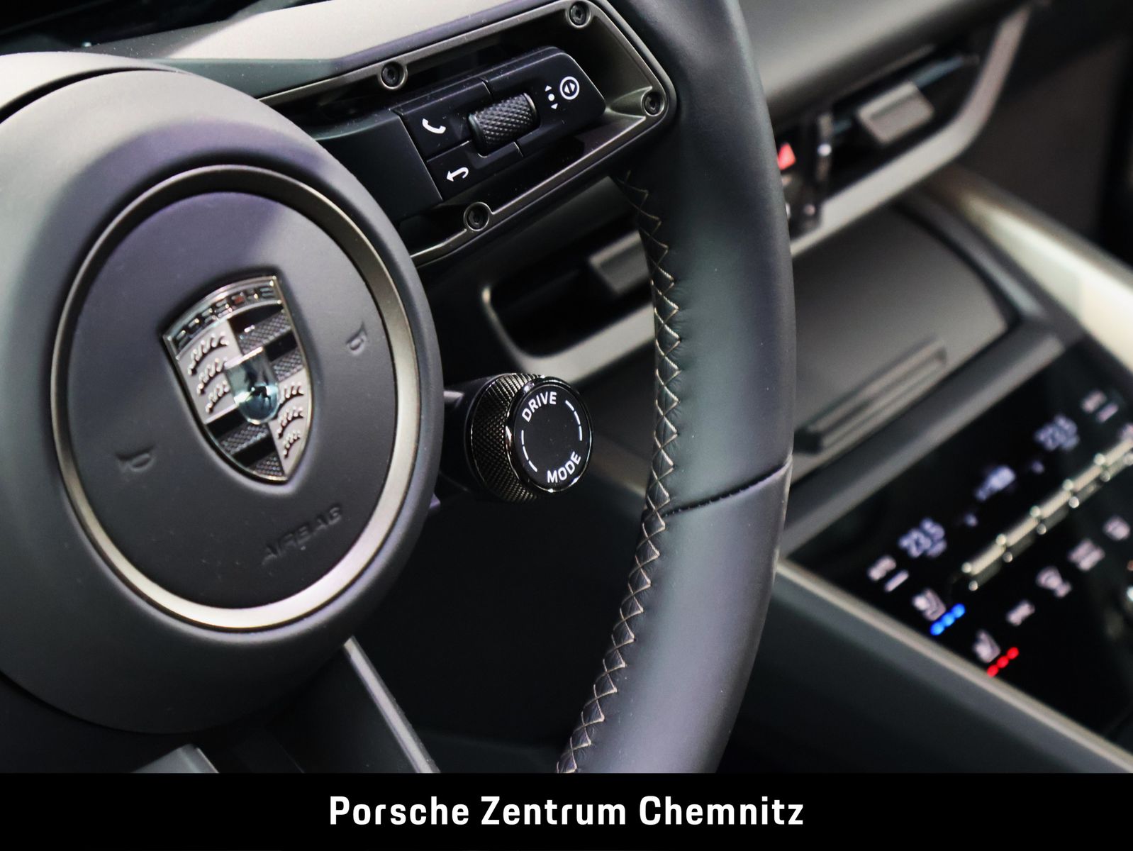 Porsche Macan Turbo Sport-Chrono;AHZV;4-Zonen Klima;Sitz