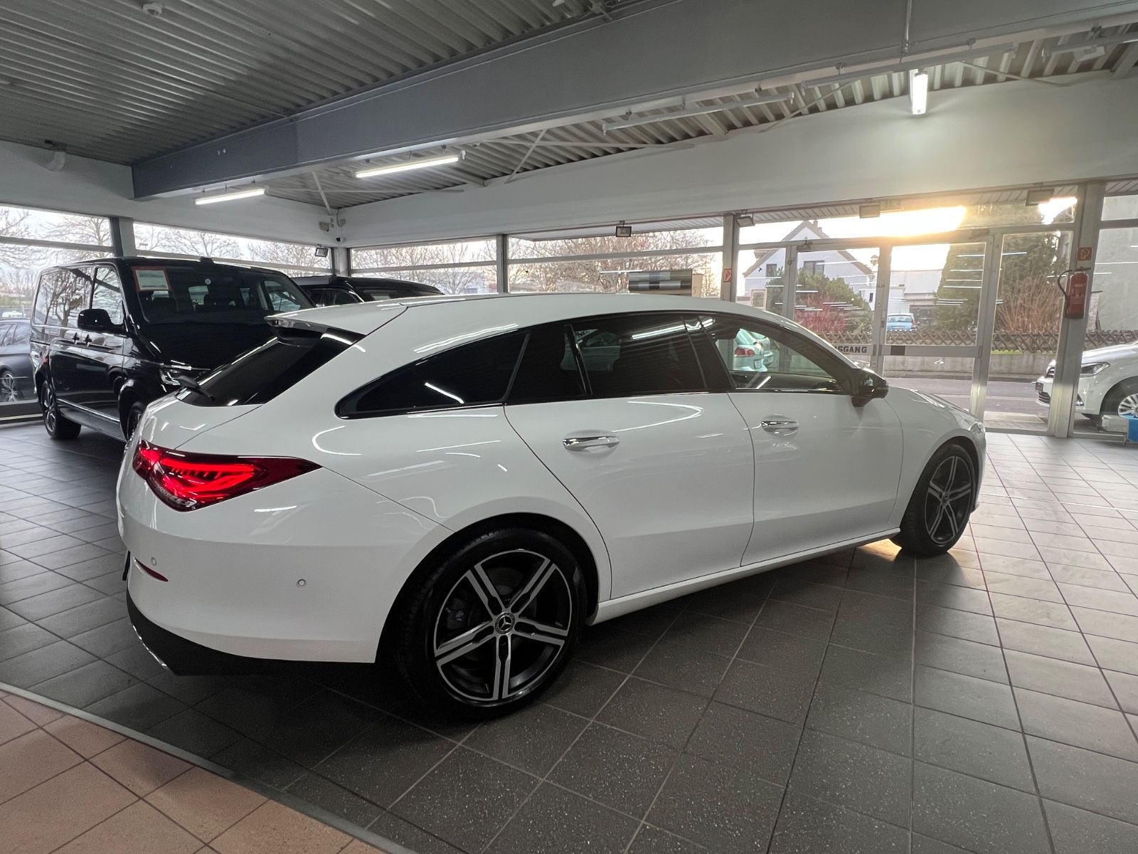 Mercedes-Benz CLA 220d SB 4M Progressive - Samsaru's Car Outlet