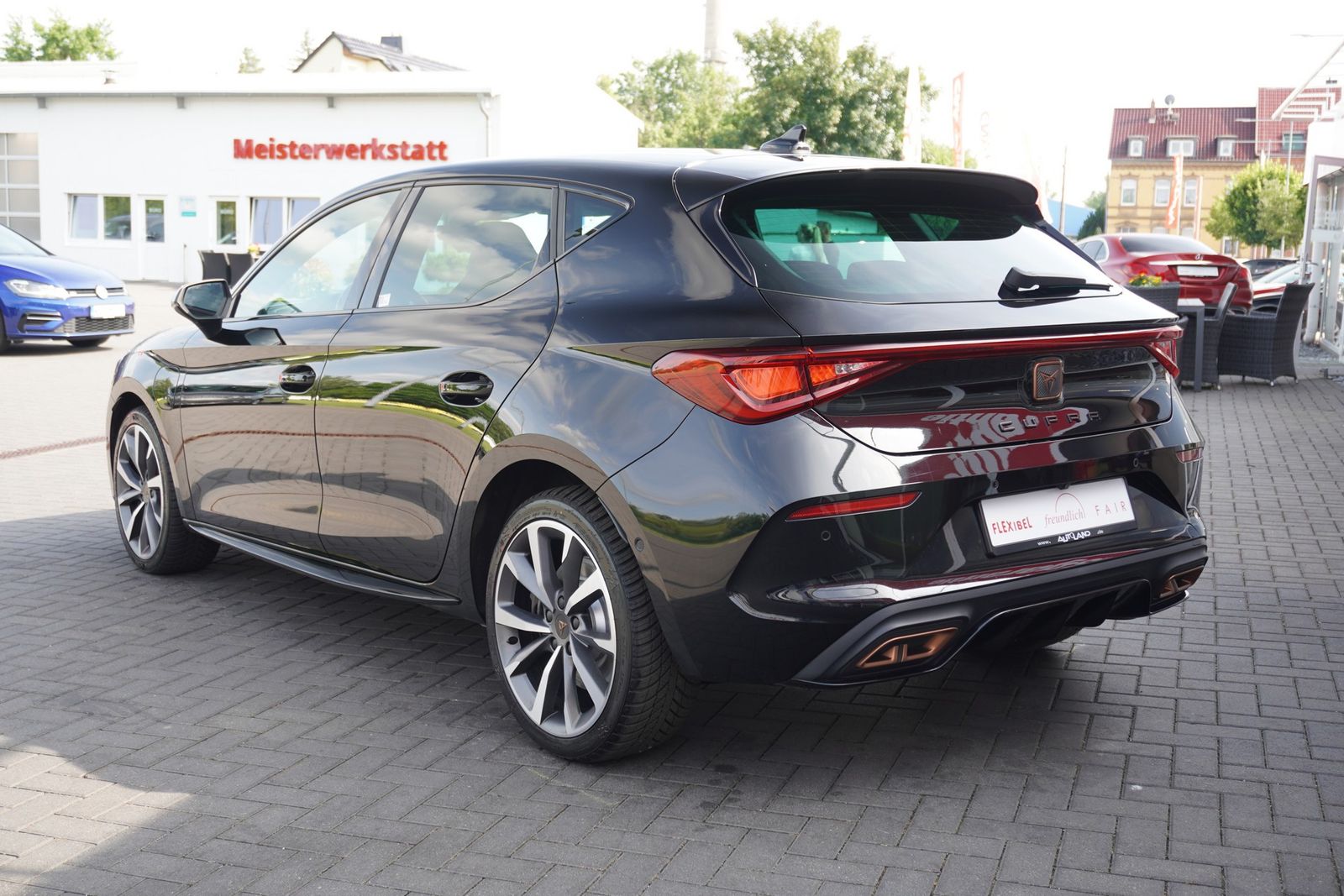 Cupra Leon 1.4 e-HYBRID - Samsaru's Car Outlet
