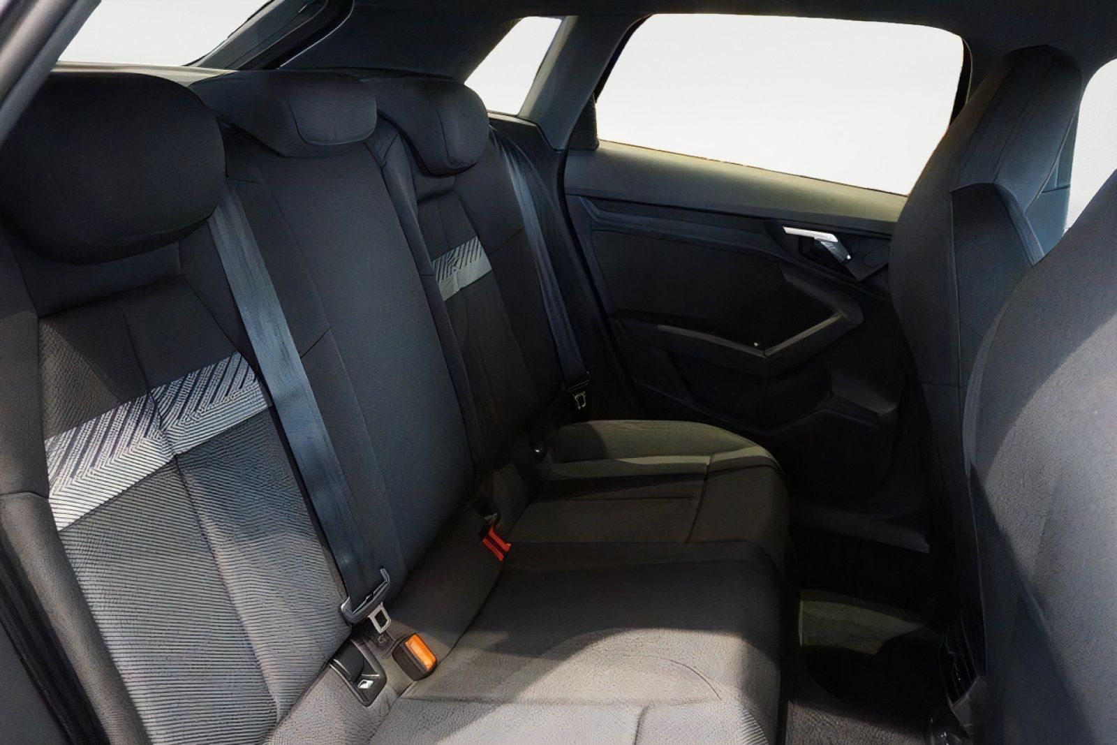 Audi A3 Sportback 45 TFSI e S line - Samsaru's Car Outlet