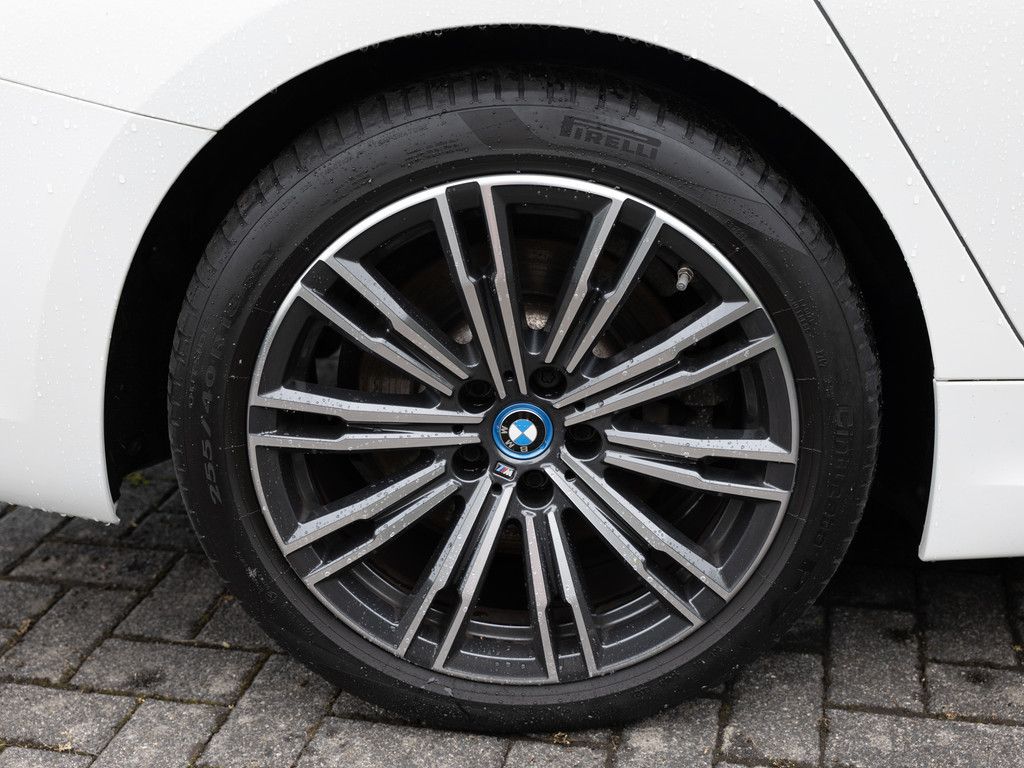 BMW 320e Touring M-Sportpaket - Samsaru's Car Outlet