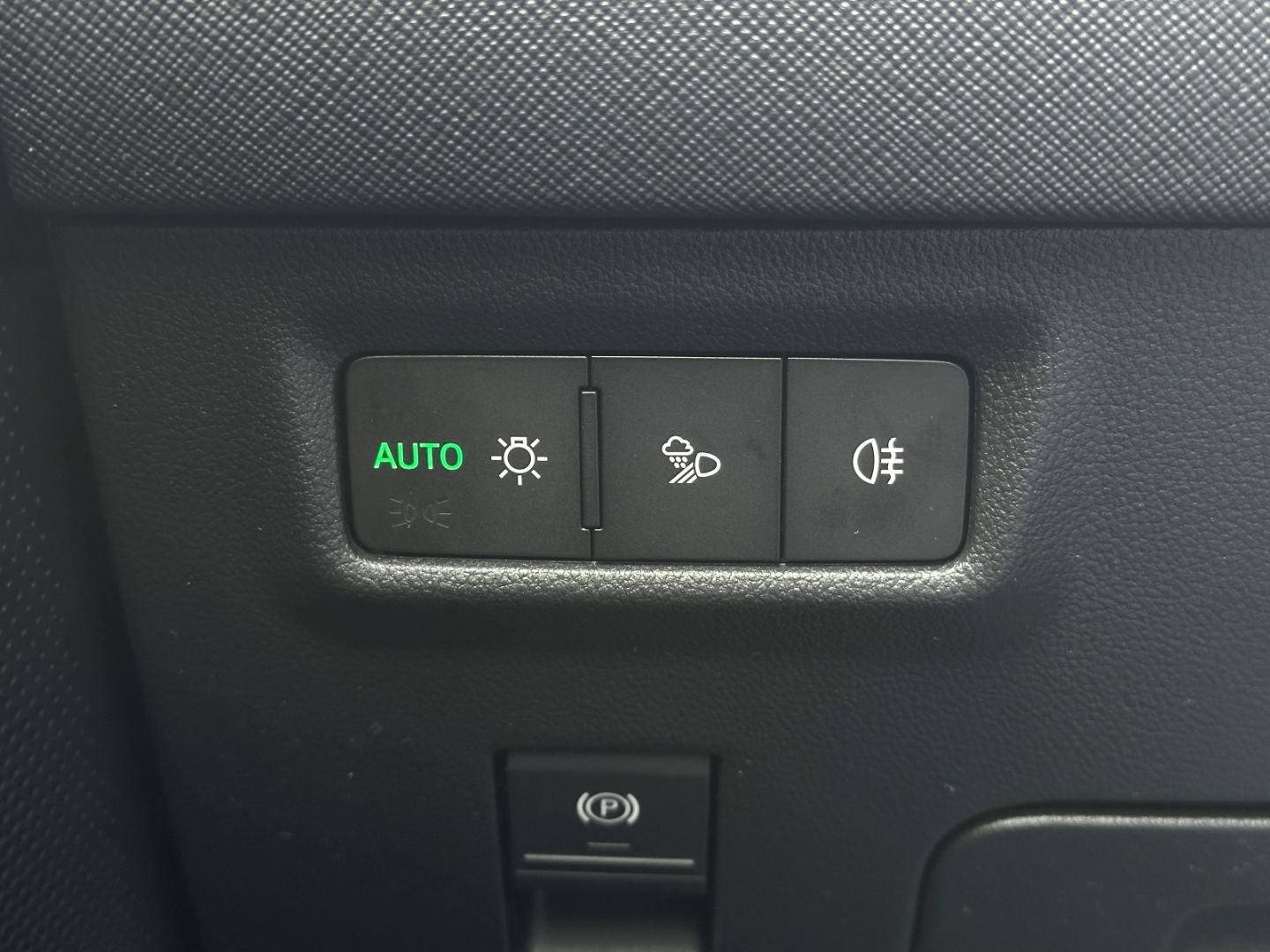 Skoda Kodiaq II 1.5 TSI iV DSG Sportline AHK Navi DCC