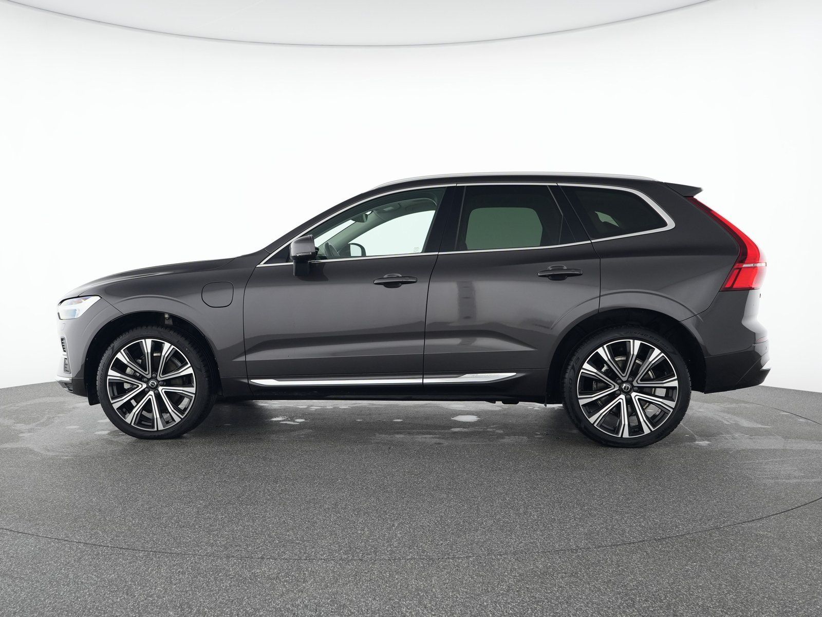 Volvo XC60 T6 Recharge AWD Plus Bright 21"+AHK+VOLL-LE