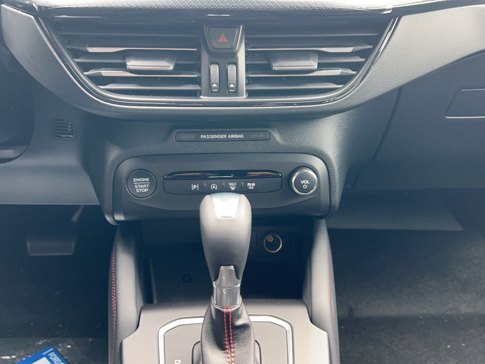 Ford Focus 1.0 ST-Line X Aut./LED/ACC/KAMERA/HUD/NAVI