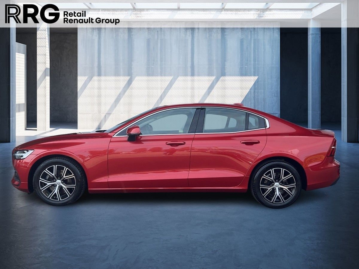 Volvo S60 Plus Dark B4