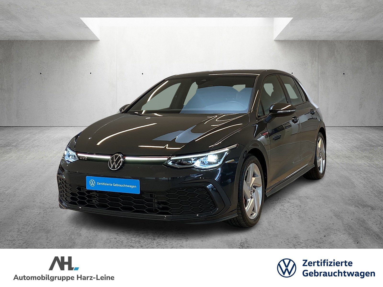 Volkswagen Golf GTI VIII 2.0 TSI - Samsaru's Car Outlet
