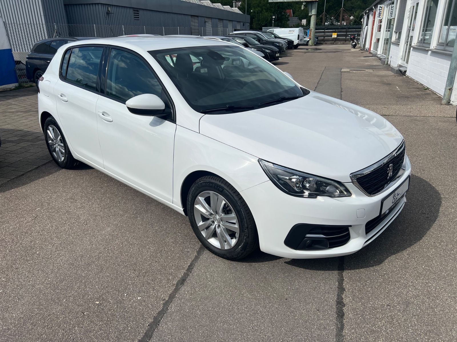 Peugeot 308 Active Pack - Samsaru's Car Outlet
